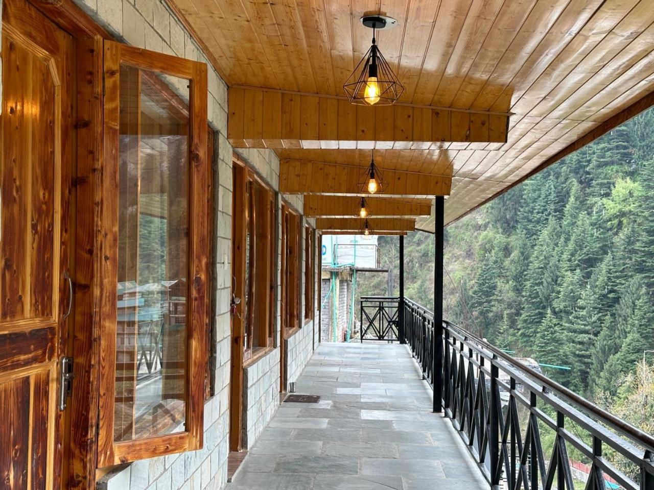 Brostel Hostel Manali  Exterior photo